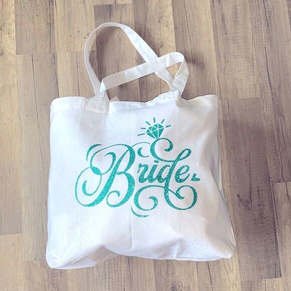 imagin8 Handbags - 5/30 Bride with sparkle bag